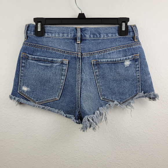 BULLHEAD Denim Co Blue Distressed High-Rise Short Size 25 - Picture 5 of 10